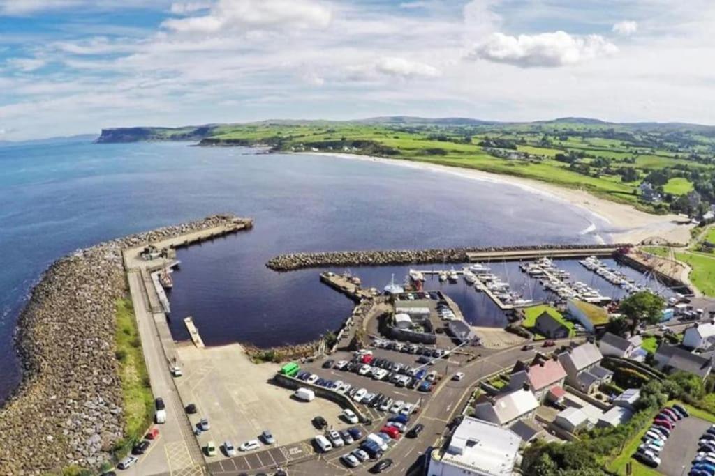 Stay Indigo Ballycastle Buitenkant foto